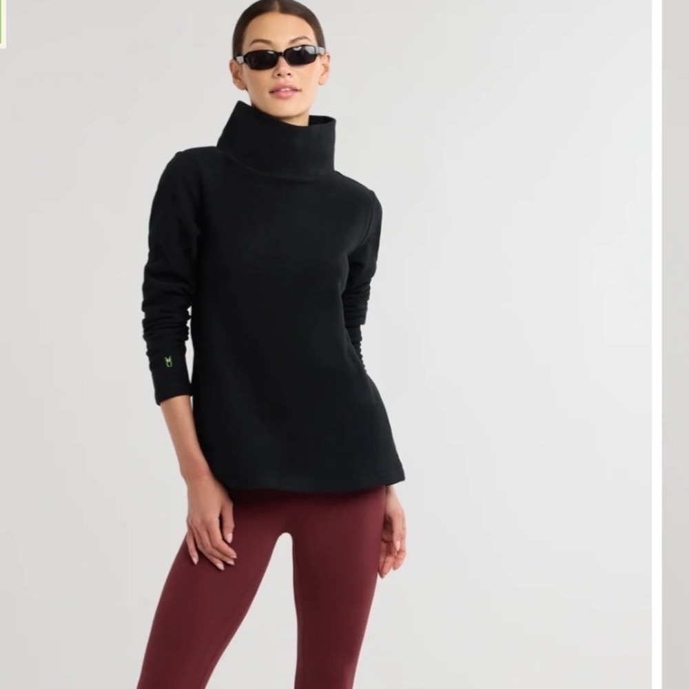 Dudley Stephens Cobble Hill Turtleneck Medium Black Vello Fleece
